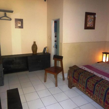 La Casa Homestay Senggigi Szoba fotó