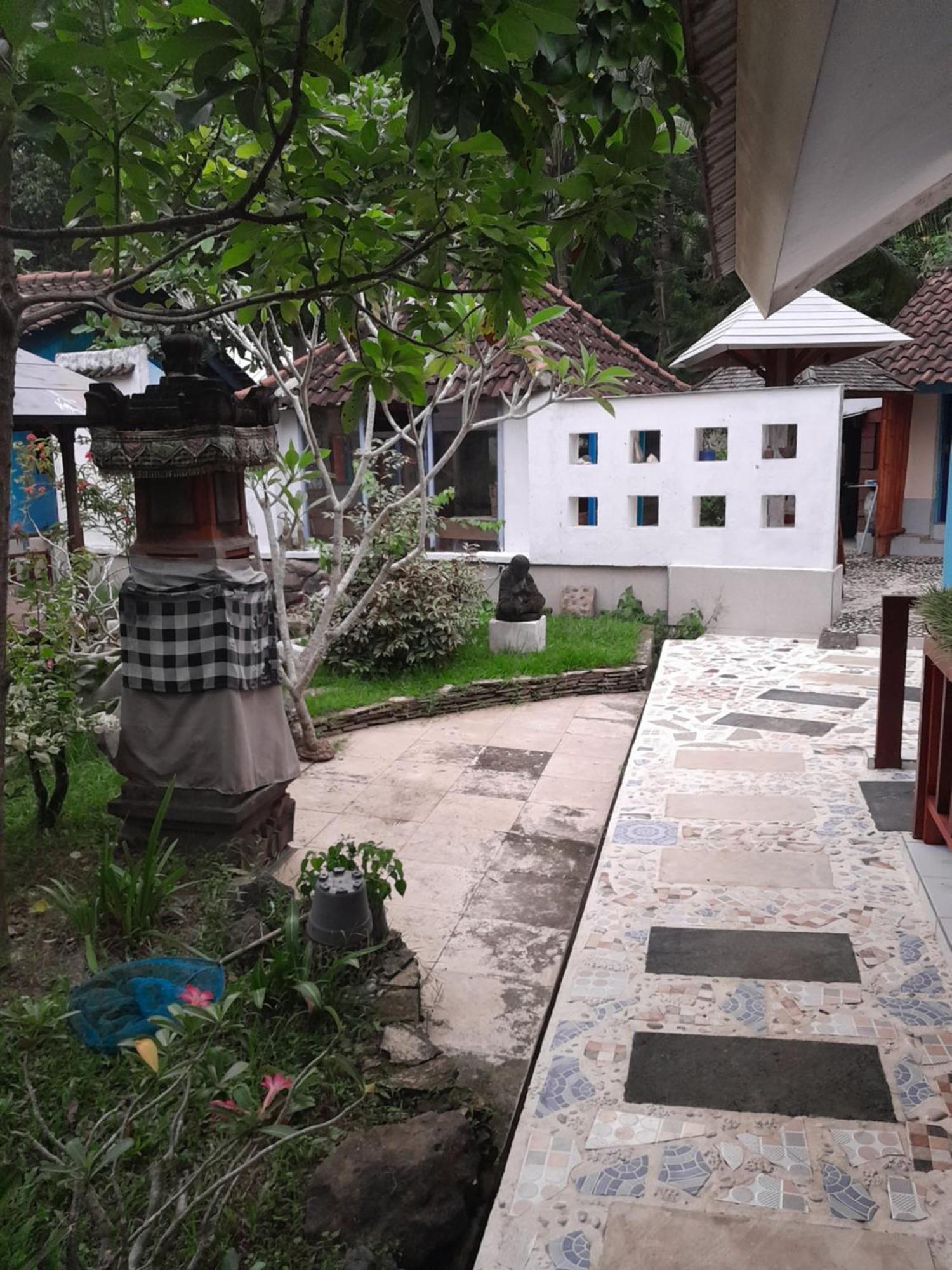 La Casa Homestay Senggigi Kültér fotó