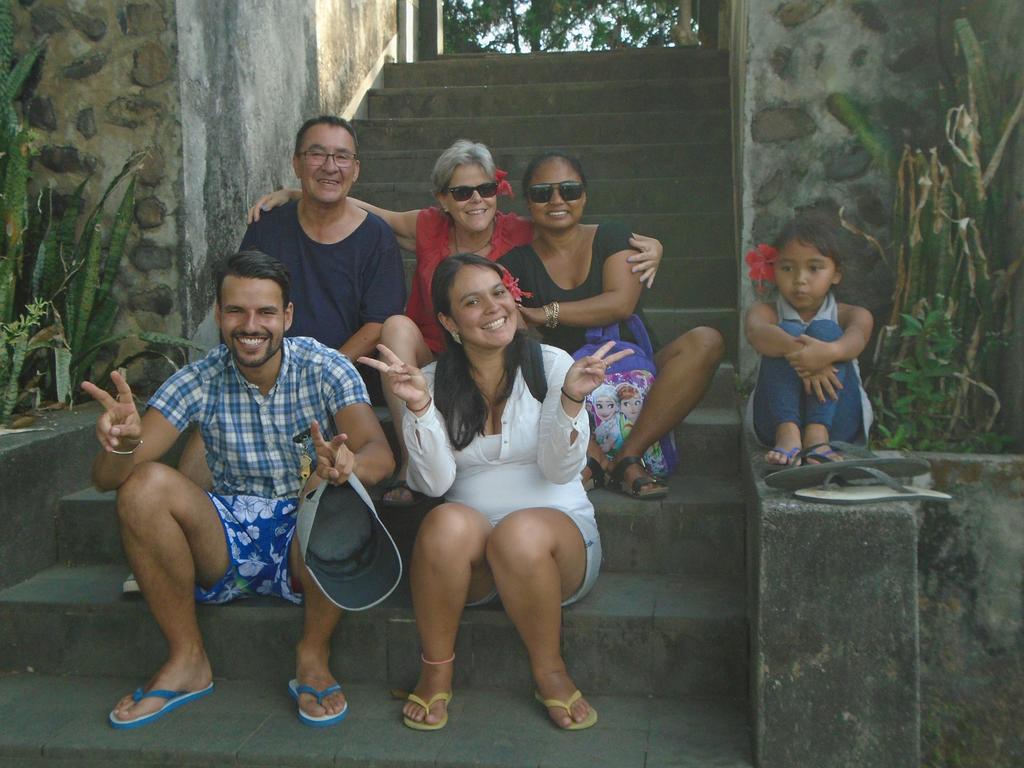 La Casa Homestay Senggigi Kültér fotó