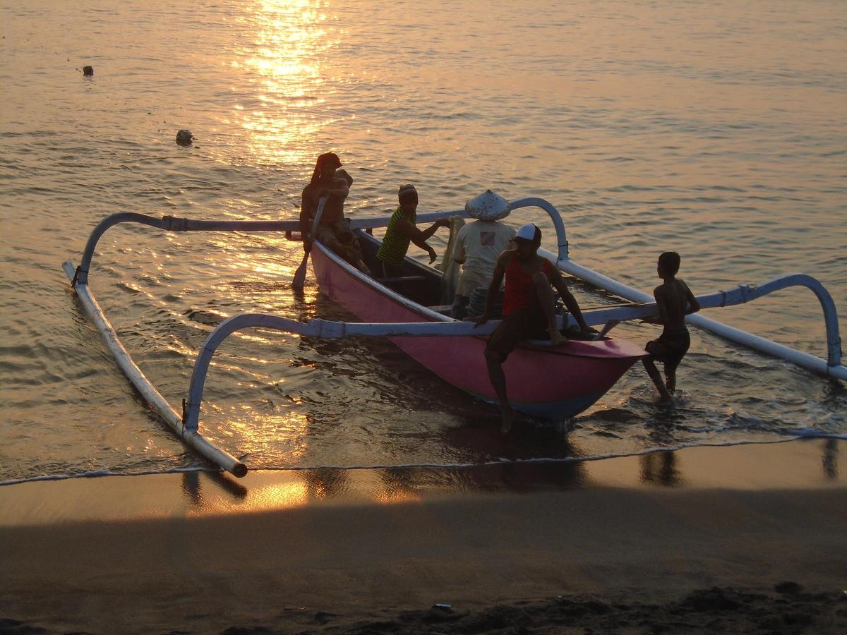 La Casa Homestay Senggigi Kültér fotó