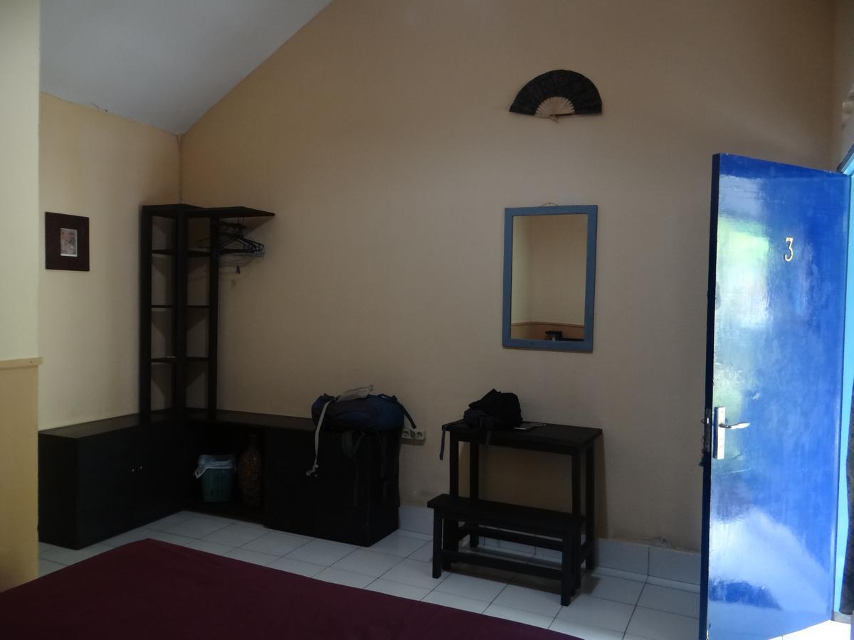La Casa Homestay Senggigi Kültér fotó