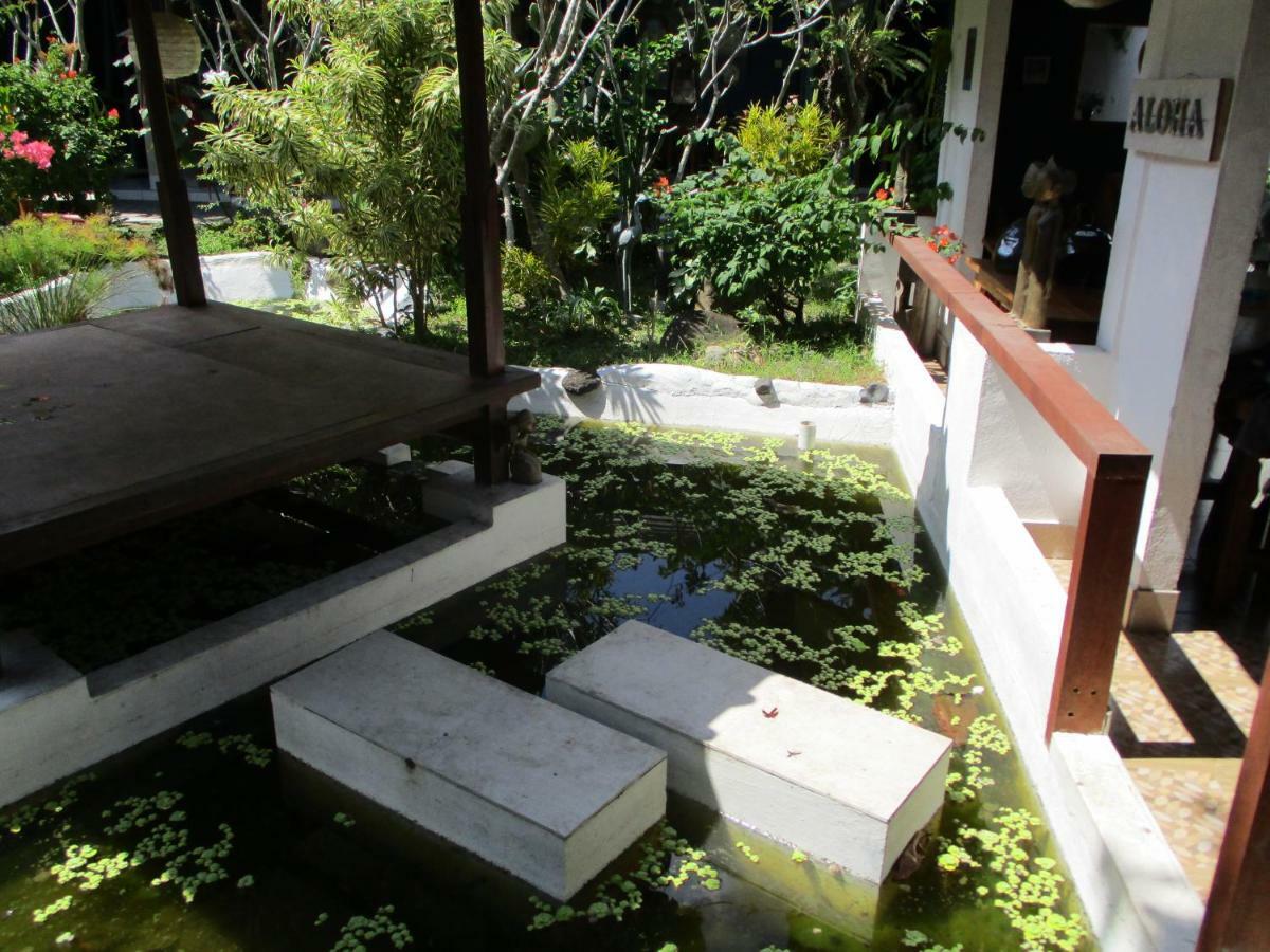 La Casa Homestay Senggigi Kültér fotó