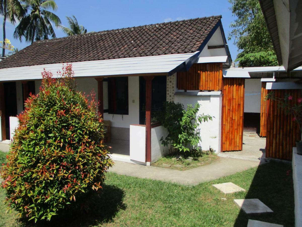 La Casa Homestay Senggigi Kültér fotó