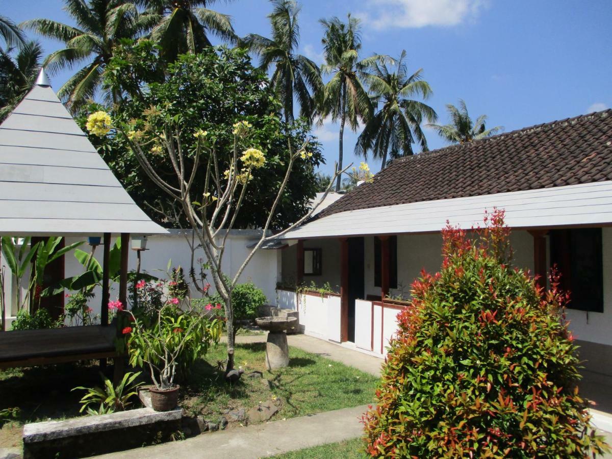 La Casa Homestay Senggigi Kültér fotó